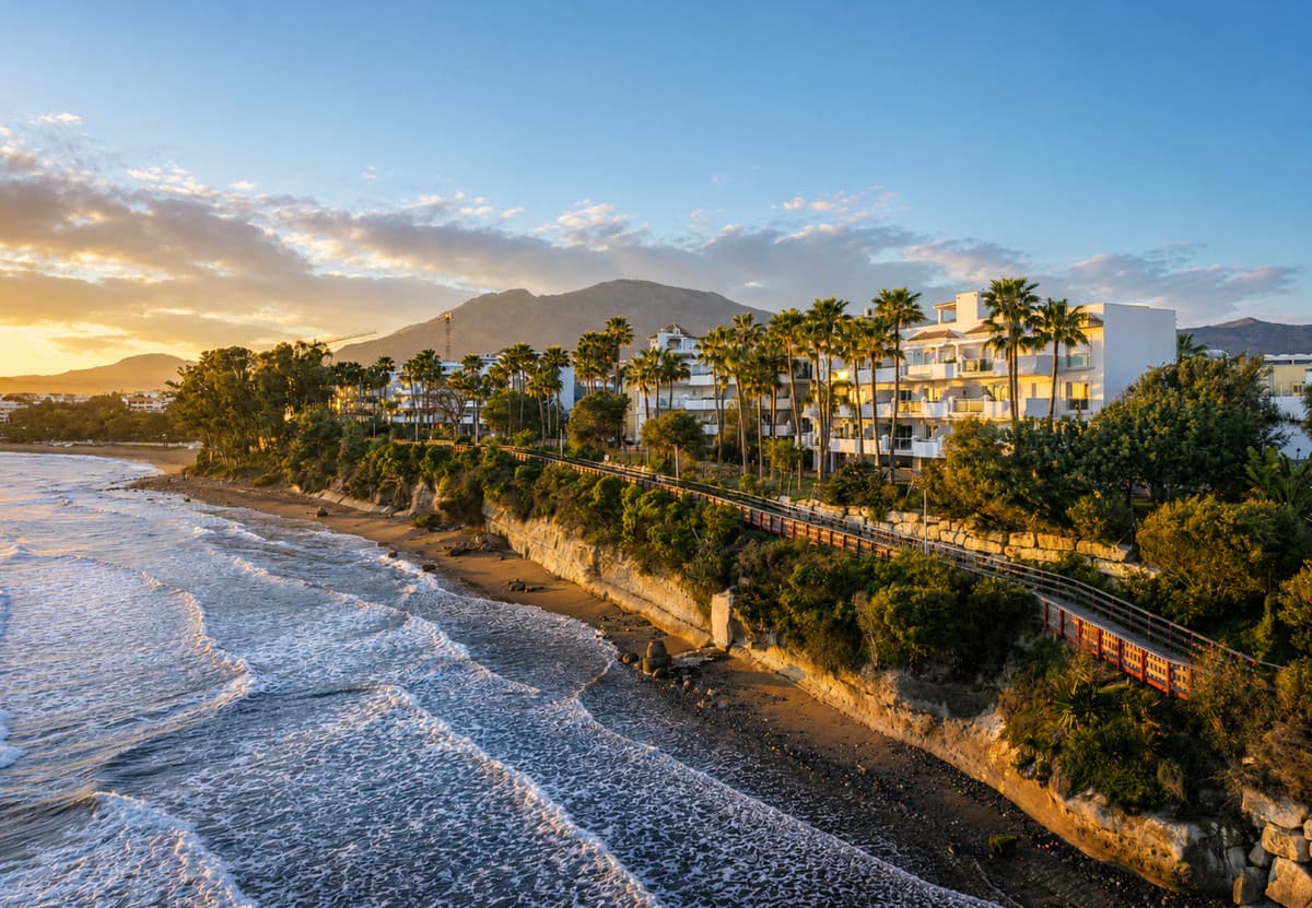 Penthouse Duplex in Estepona — photo 1 of 10
