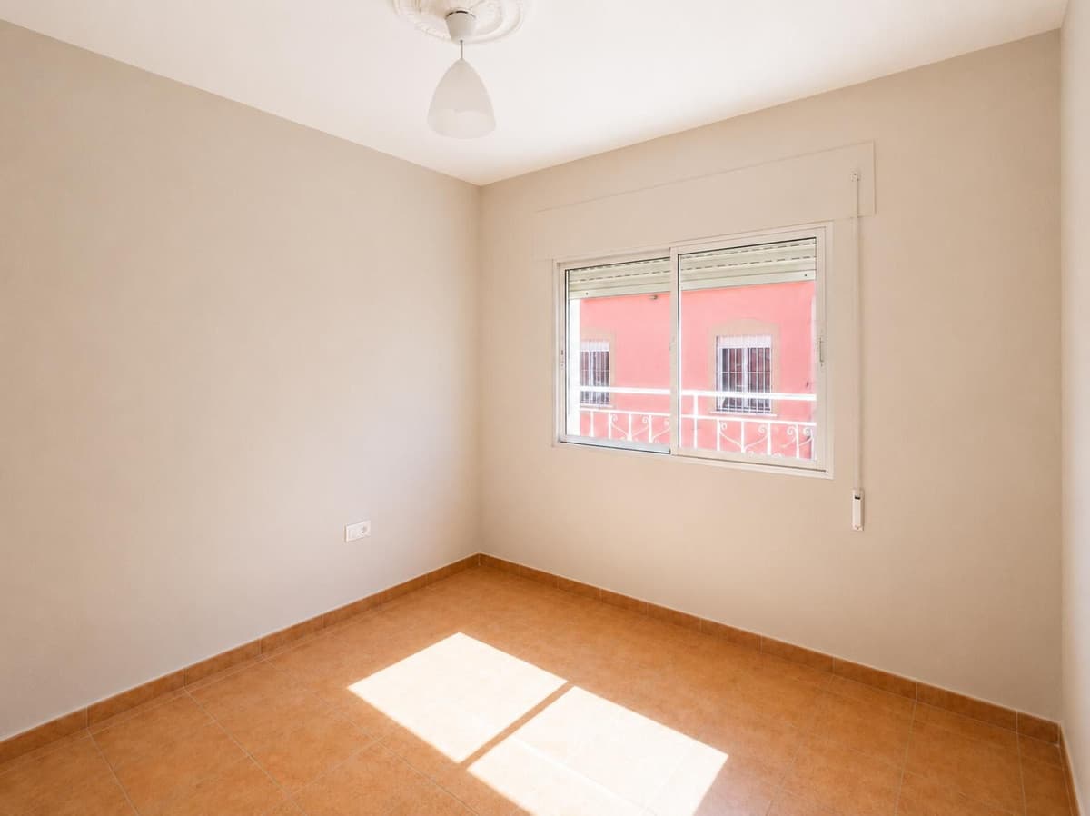 Townhouse in Los Prados — photo 3 of 10