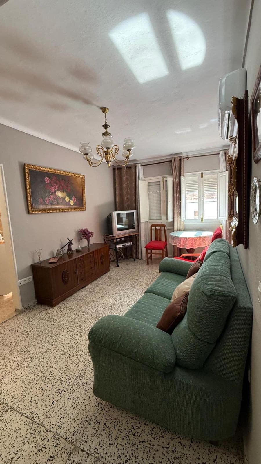 Townhouse in Guaro — photo 6 of 10