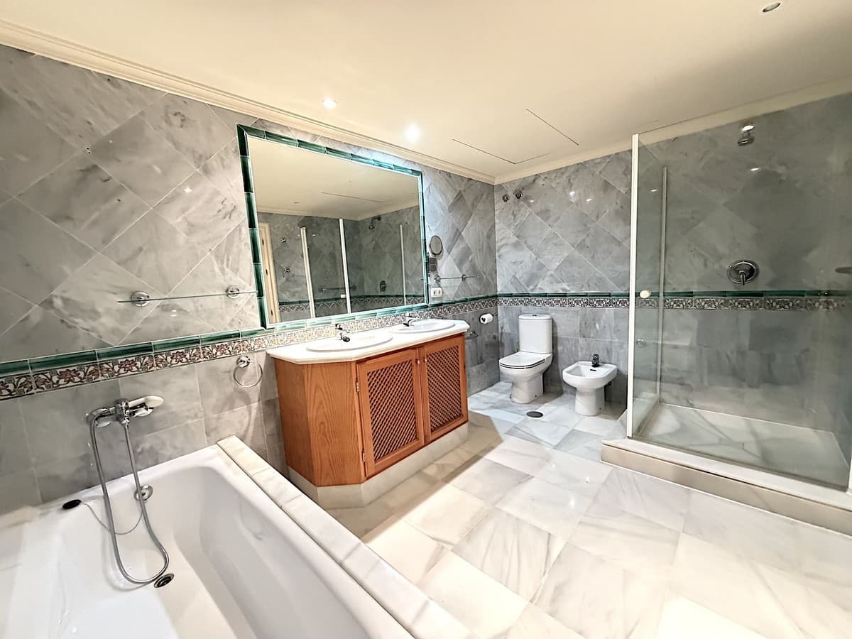 Ground Floor Apartment in Monte Halcones — photo 10 of 10