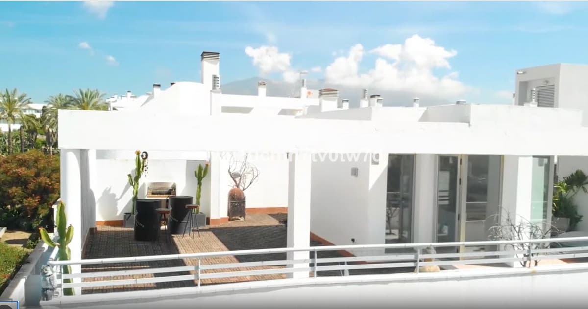 Penthouse Duplex in La Cala de Mijas — photo 3 of 10