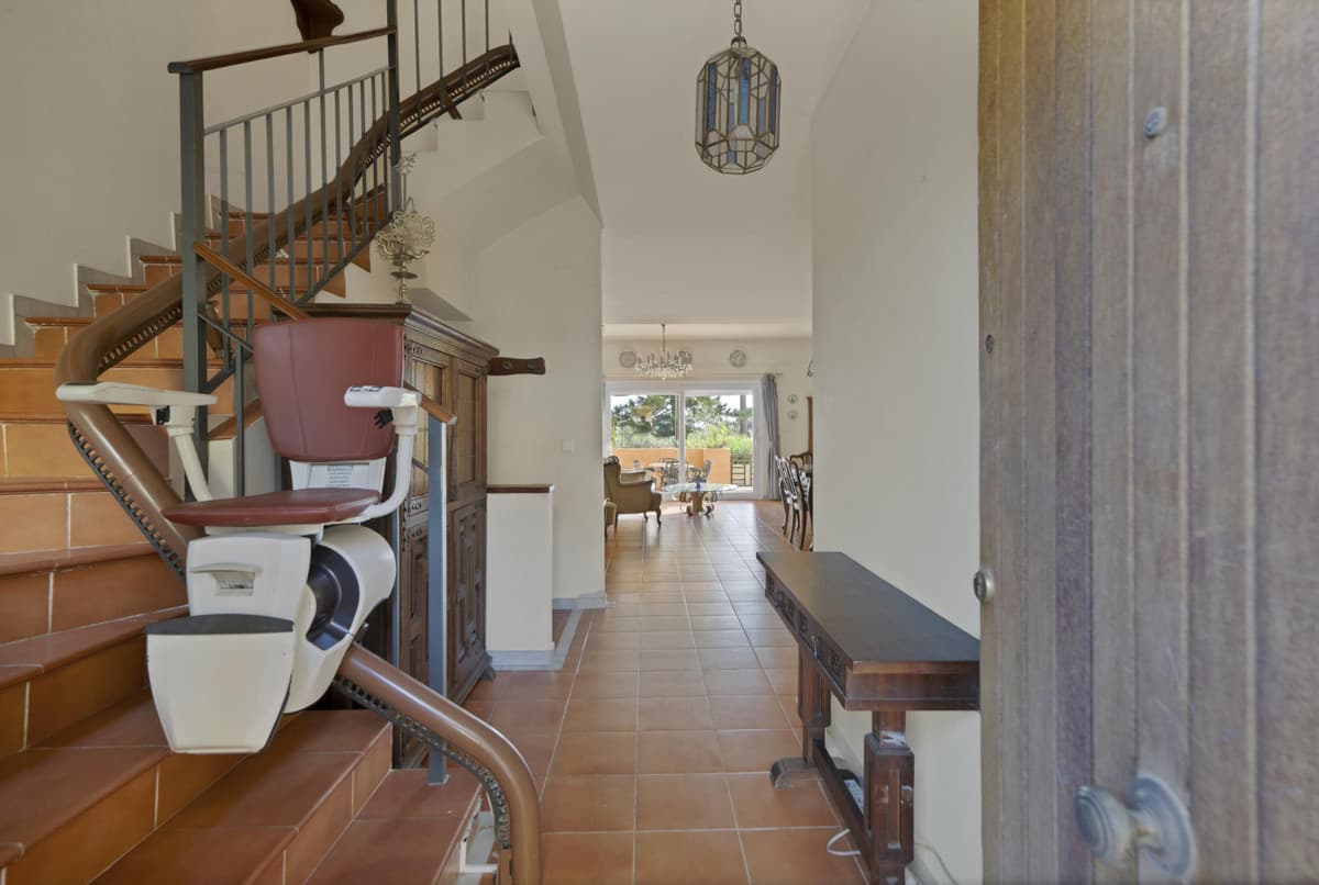 Townhouse in Estepona — photo 7 of 10