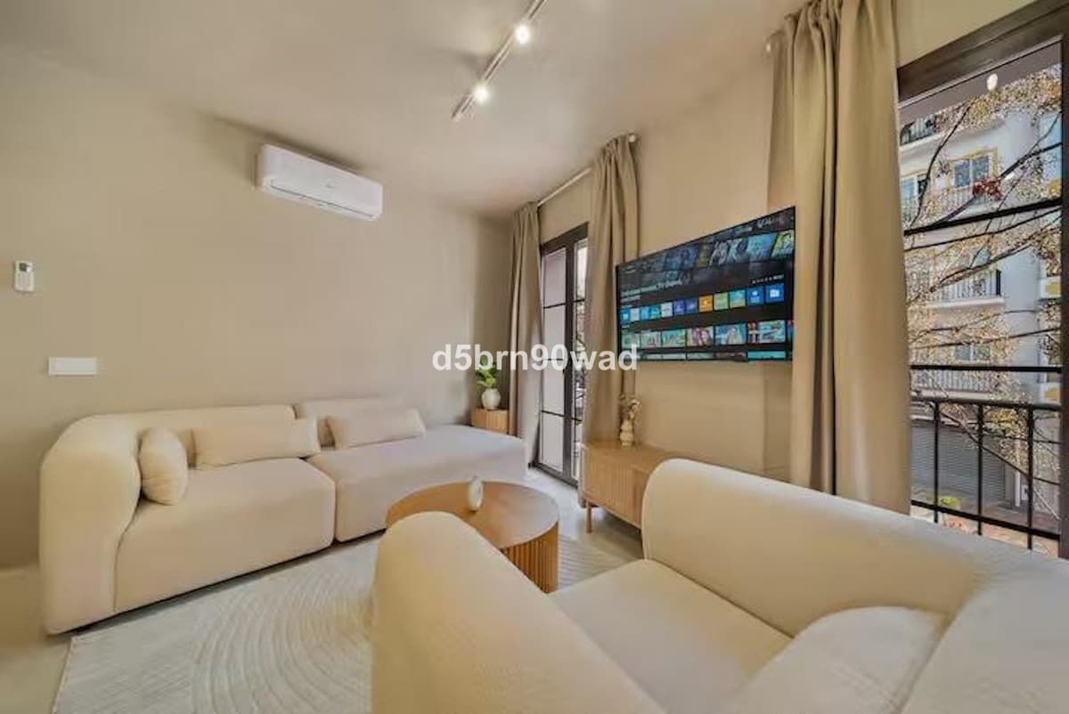 Middle Floor Apartment in Marbella — photo 5 of 10