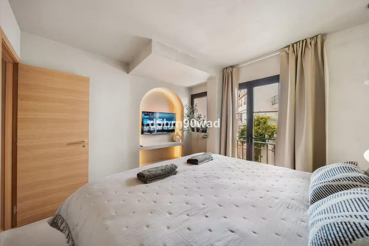 Middle Floor Apartment in Marbella — photo 8 of 10