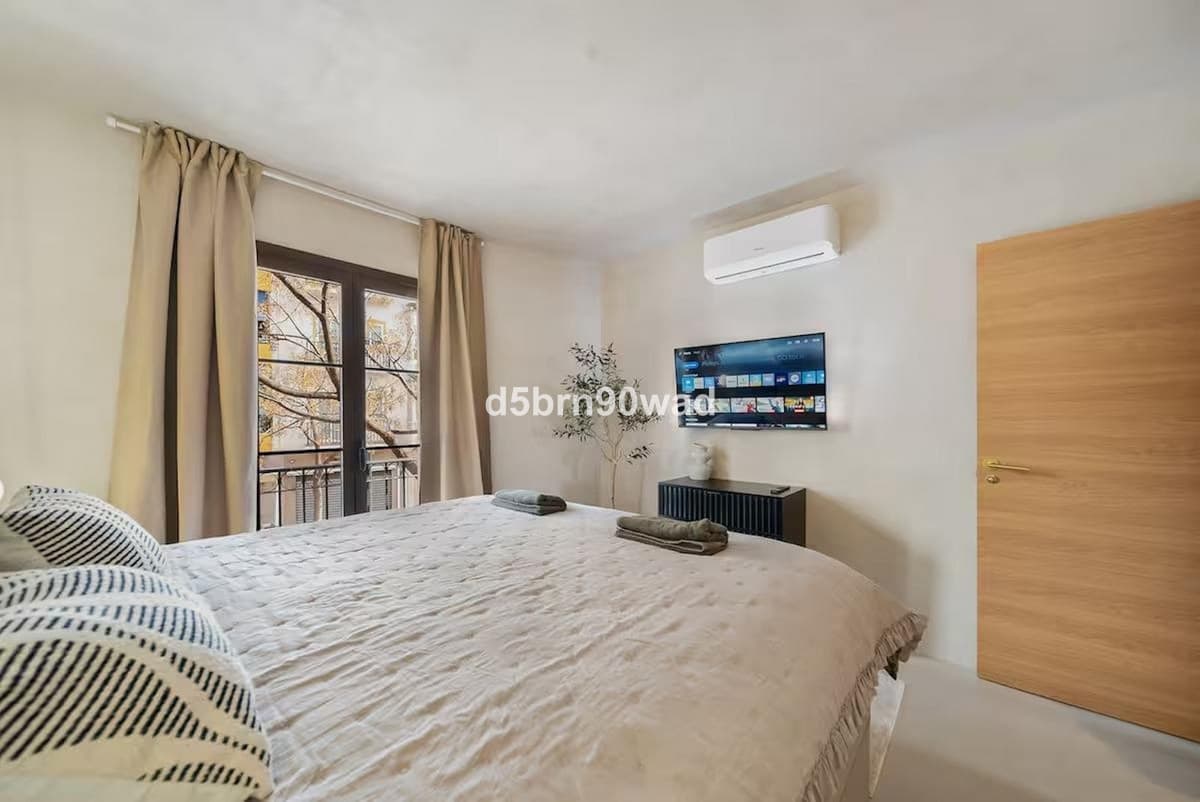 Middle Floor Apartment in Marbella — photo 10 of 10