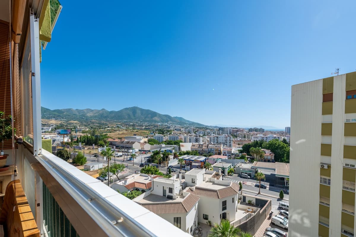 Middle Floor Apartment in Fuengirola — photo 1 of 10