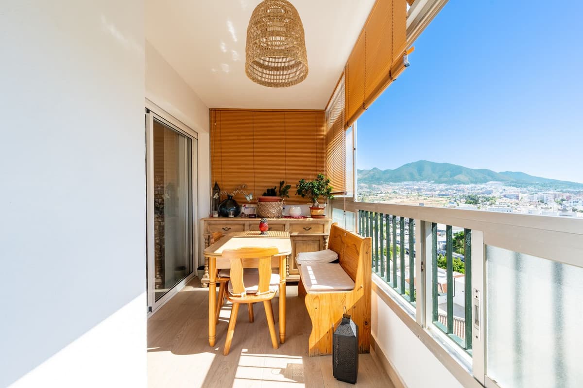 Middle Floor Apartment in Fuengirola — photo 2 of 10