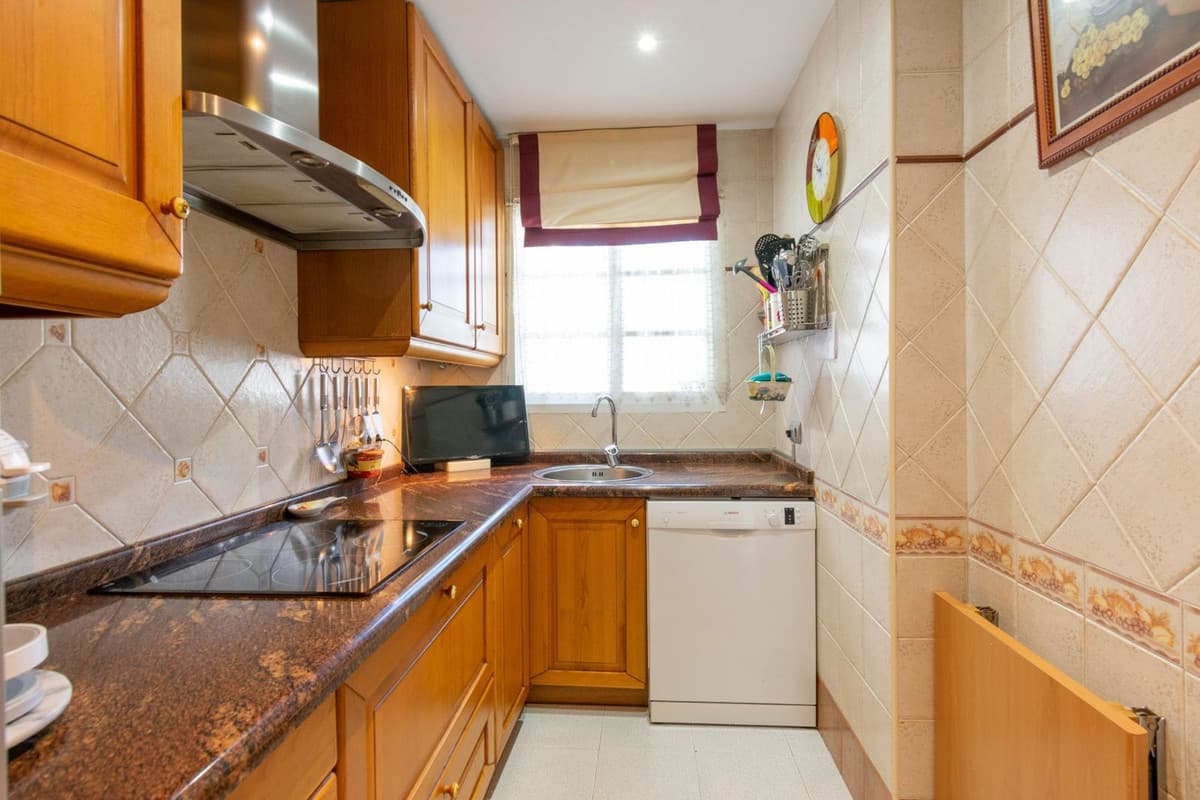 Townhouse in Estepona — photo 7 of 10
