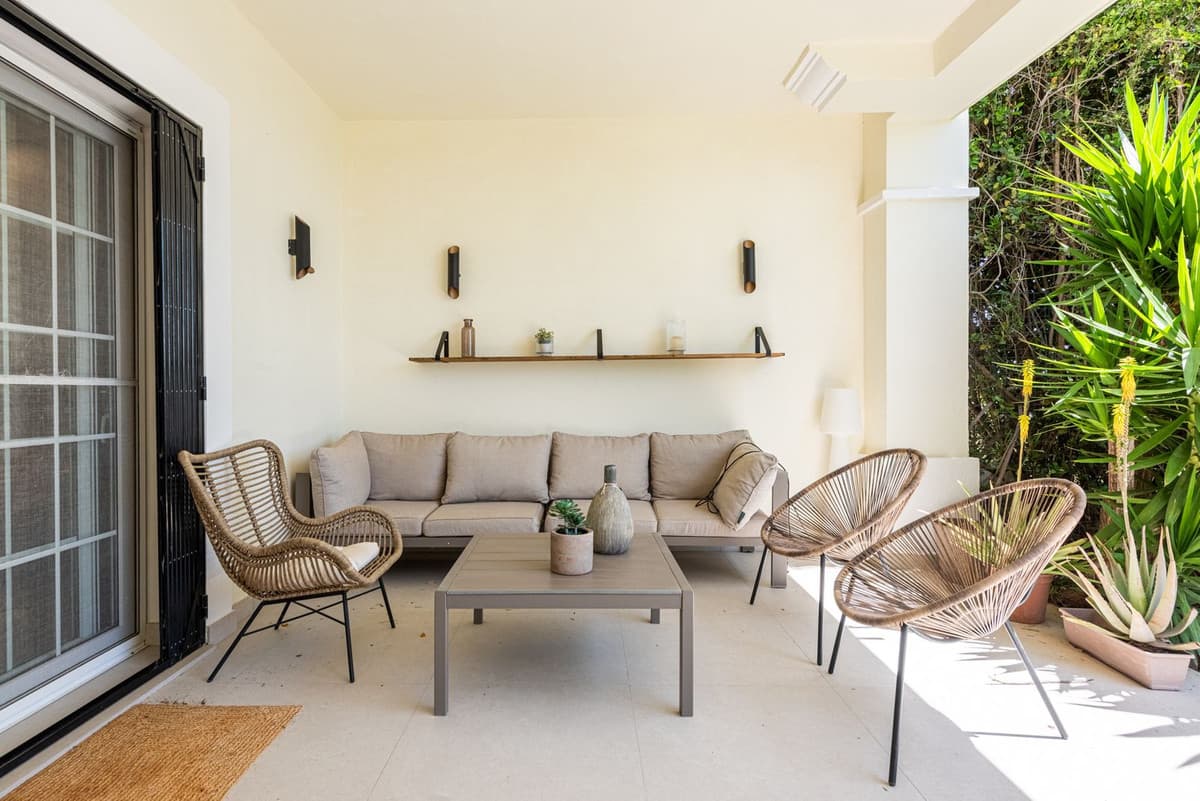 Semi-Detached House in Nueva Andalucía — photo 8 of 10