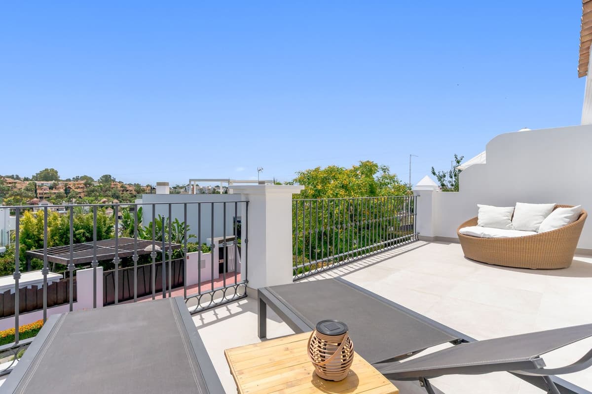Townhouse in Estepona — photo 6 of 10