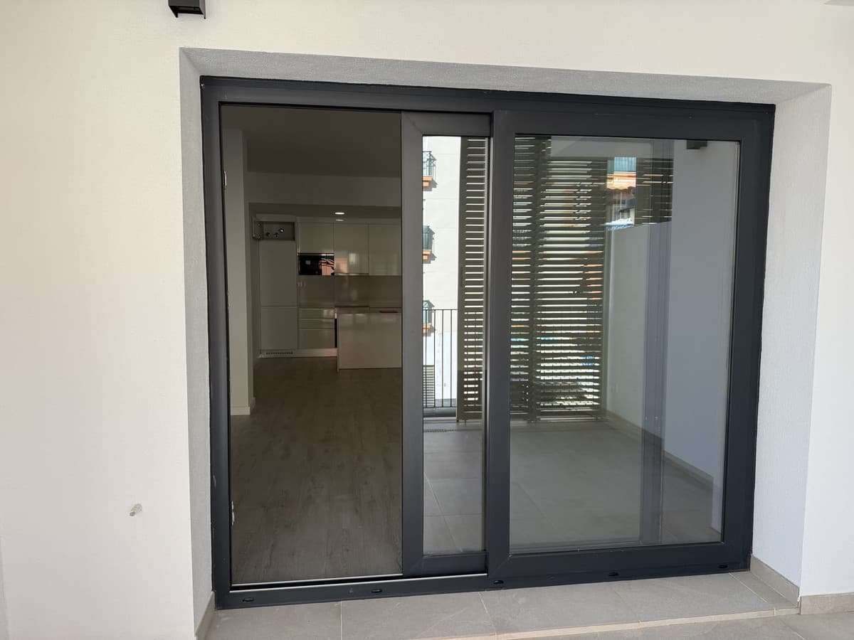 Middle Floor Apartment in Estepona — photo 7 of 10