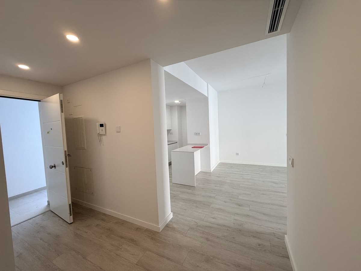 Middle Floor Apartment in Estepona — photo 10 of 10