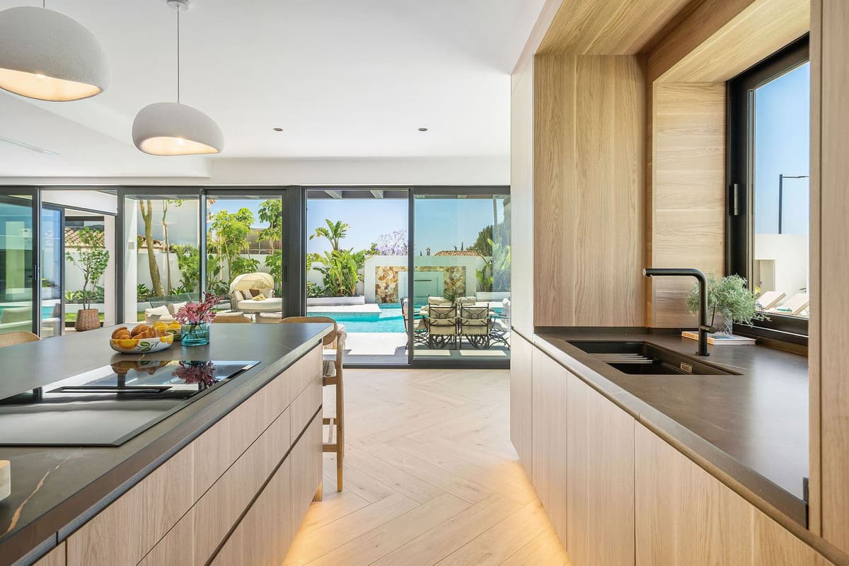 Detached Villa in Bel Air — photo 4 of 10