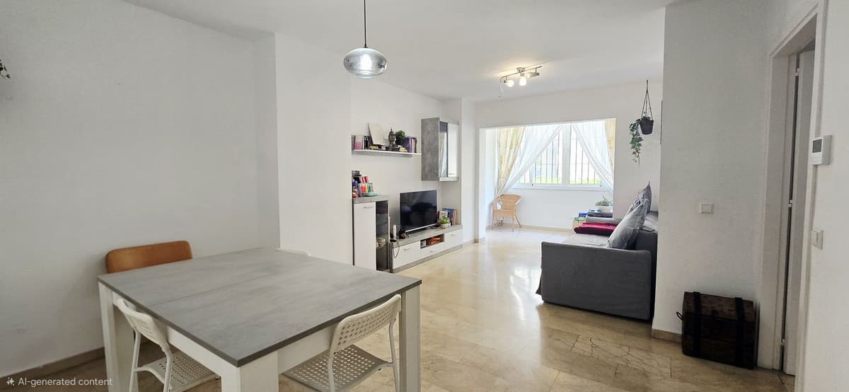 Ground Floor Apartment in Fuengirola — photo 2 of 10