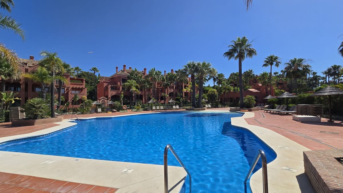 Ground Floor Apartment in Puerto Banús — photo 3 of 10