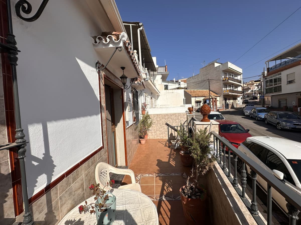 Semi-Detached House in Málaga Centro — photo 2 of 10