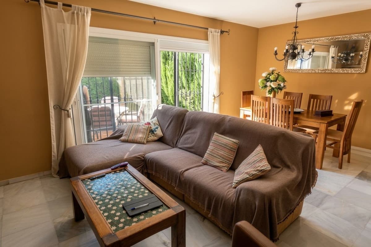 Townhouse in Río Real — photo 4 of 10