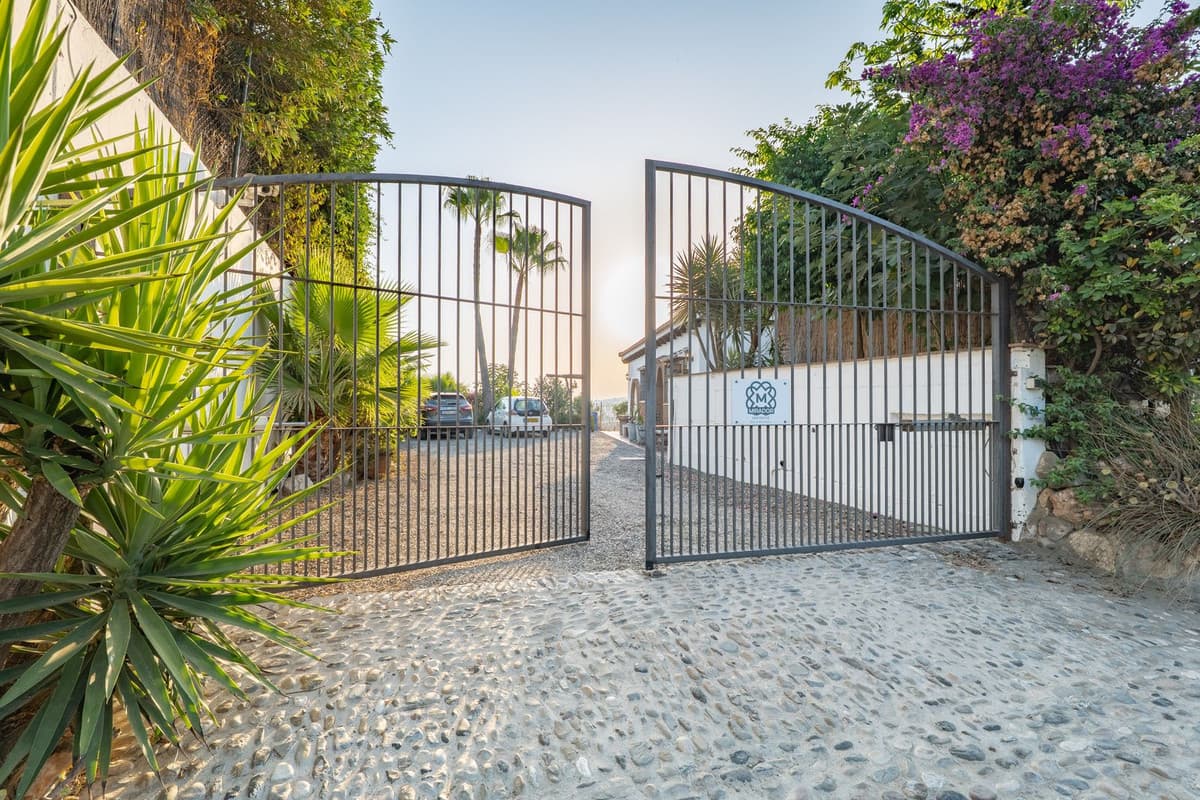 Detached Villa in Alhaurín el Grande — photo 6 of 10