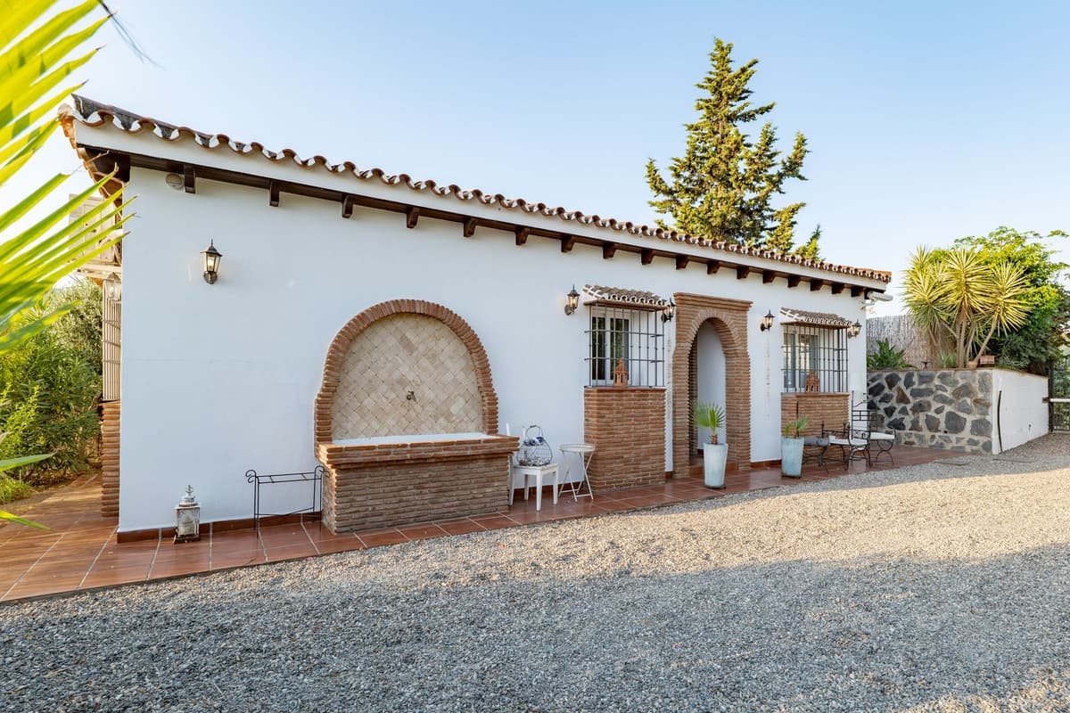 Detached Villa in Alhaurín el Grande — photo 7 of 10