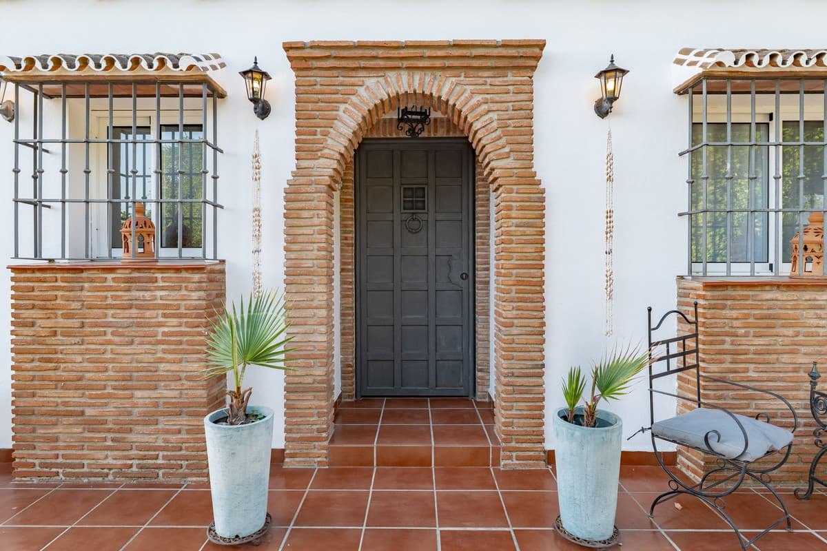 Detached Villa in Alhaurín el Grande — photo 8 of 10
