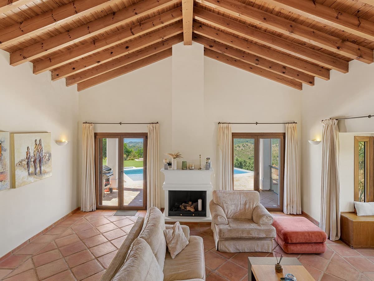 Detached Villa in Benahavís — photo 9 of 10