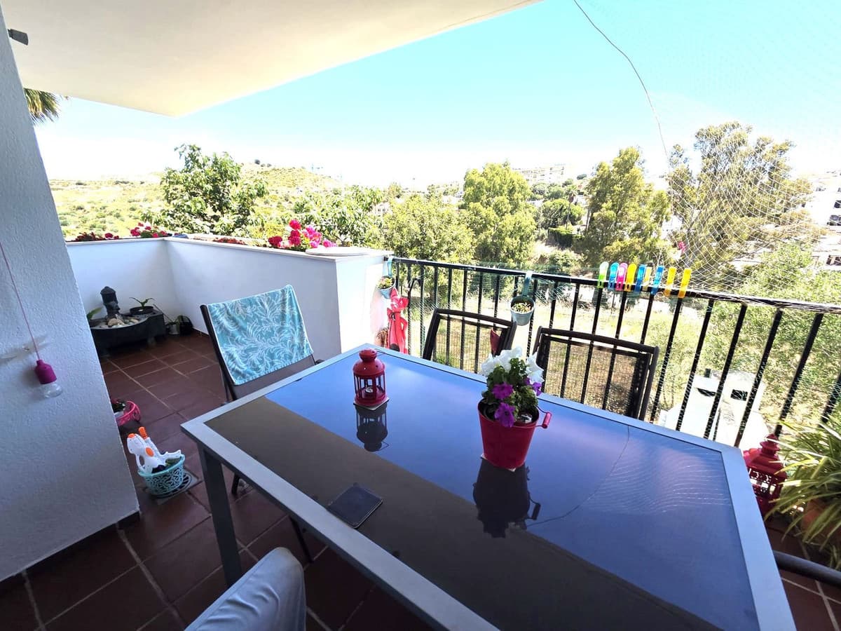 Middle Floor Apartment in Miraflores — photo 6 of 10