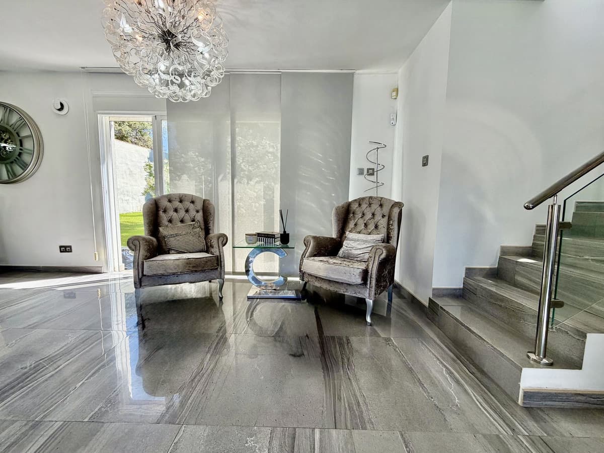 Detached Villa in Cabopino — photo 6 of 10