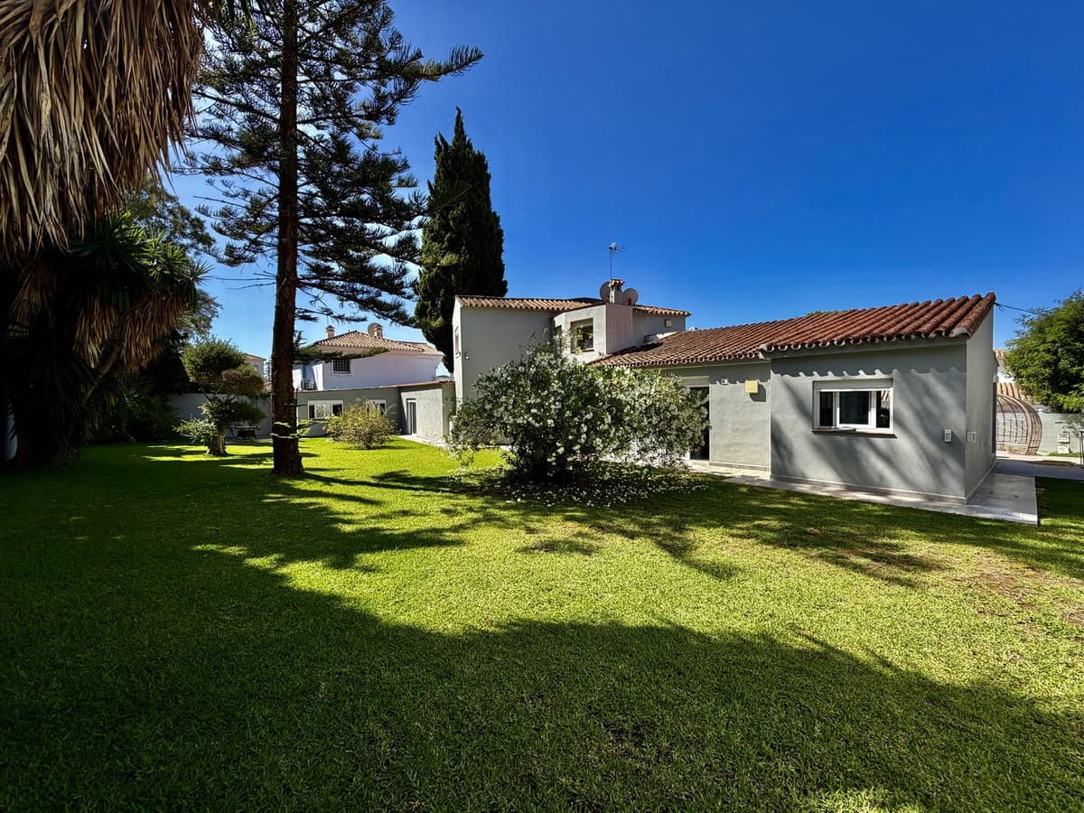 Detached Villa in Cabopino — photo 7 of 10