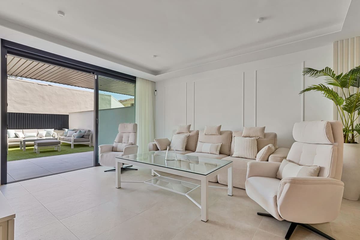 Ground Floor Apartment in Fuengirola — photo 2 of 10