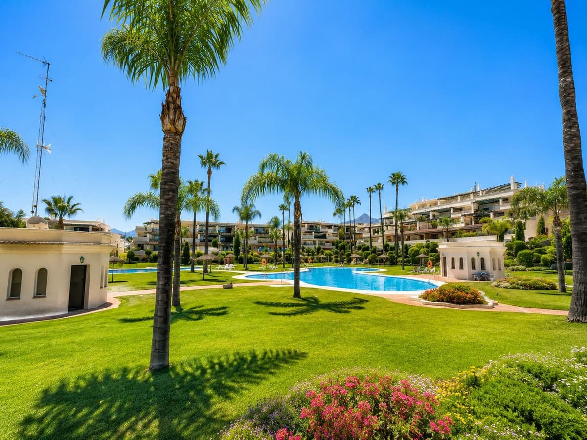 Ground Floor Apartment in Puerto Banús — photo 2 of 10