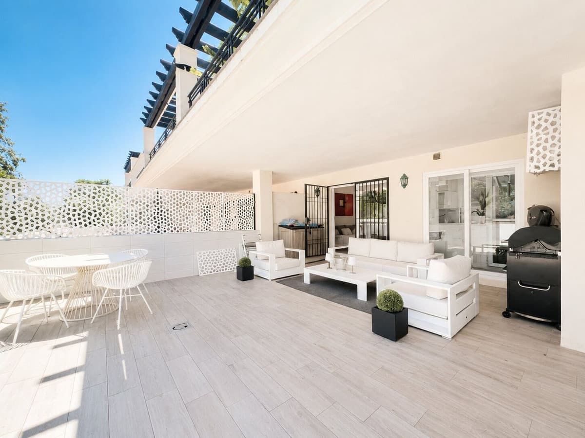 Ground Floor Apartment in Puerto Banús — photo 3 of 10
