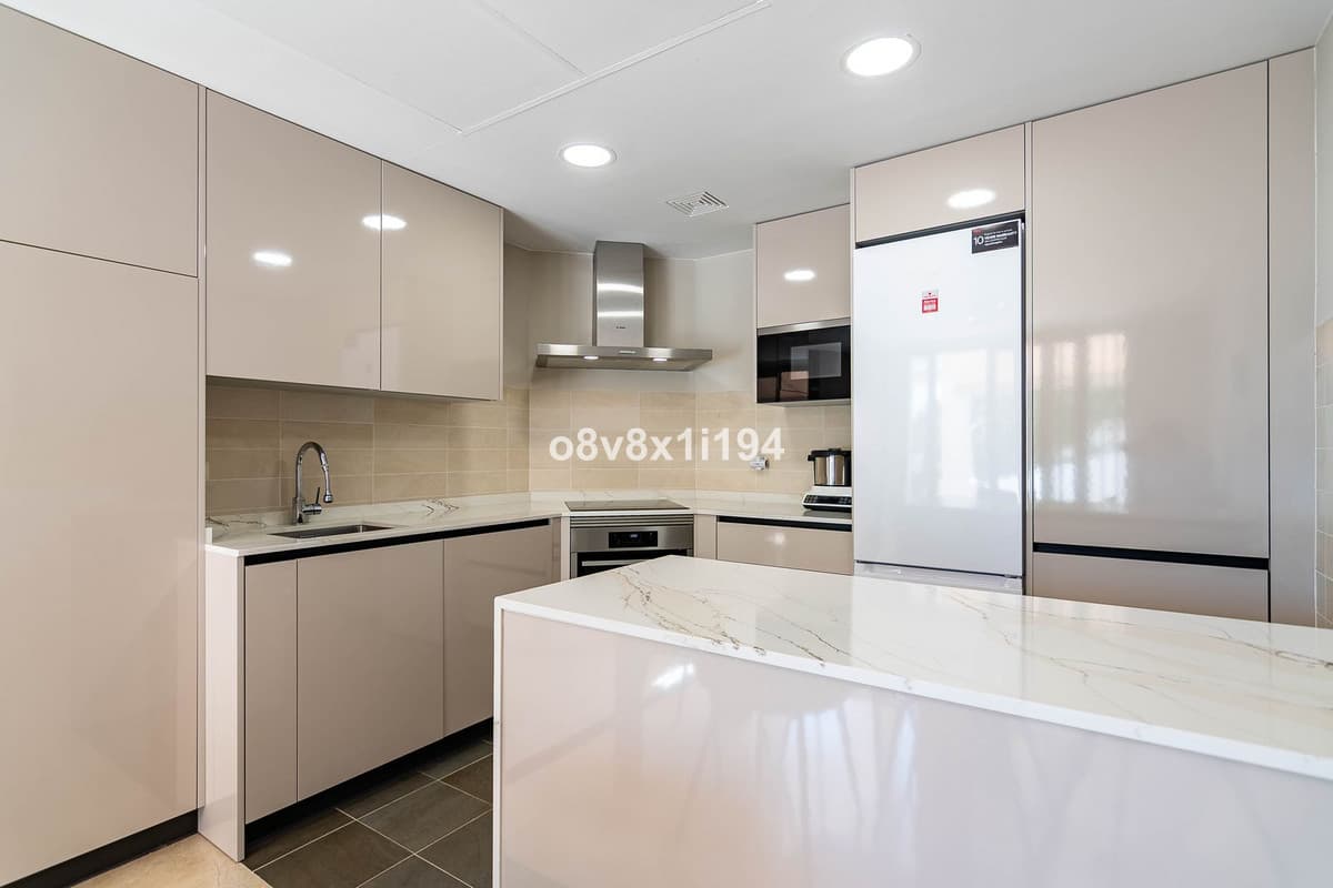 Semi-Detached House in Casares — photo 6 of 10