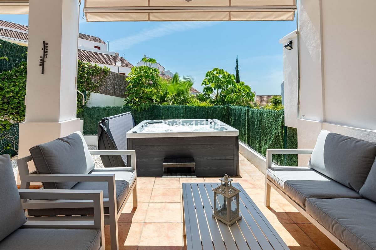 Semi-Detached House in Casares — photo 10 of 10