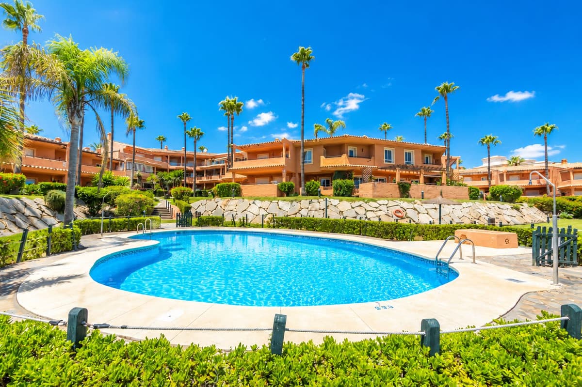 Ground Floor Apartment in Estepona — photo 7 of 10