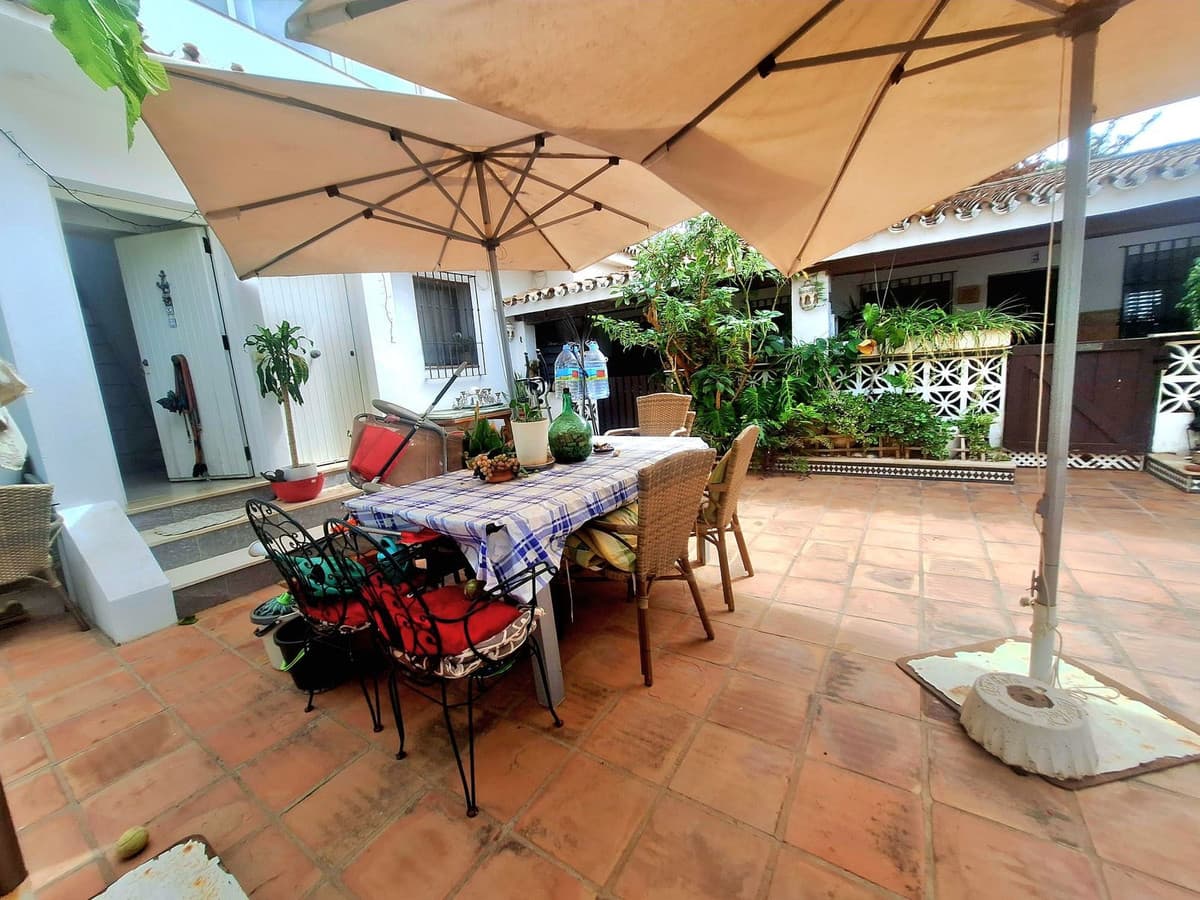 Detached Villa in Costabella — photo 8 of 10