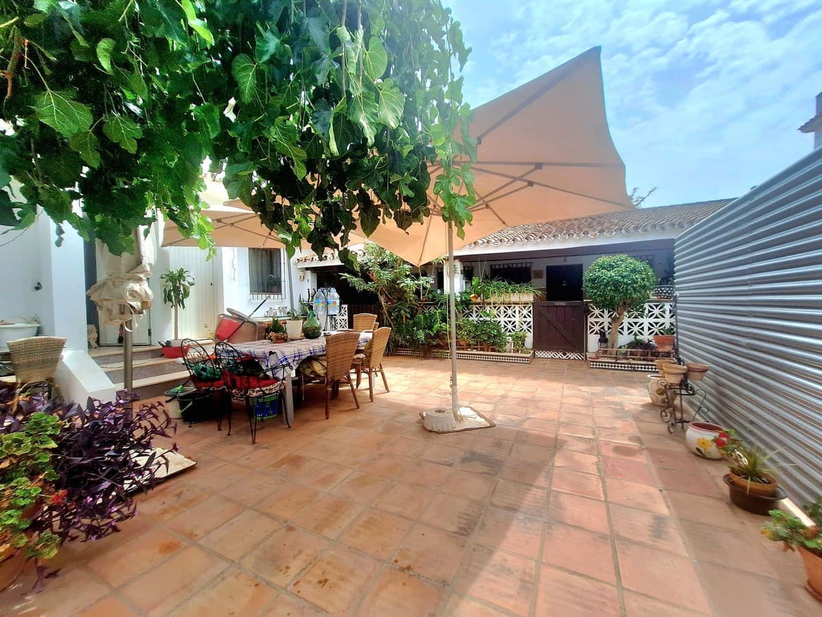 Detached Villa in Costabella — photo 9 of 10