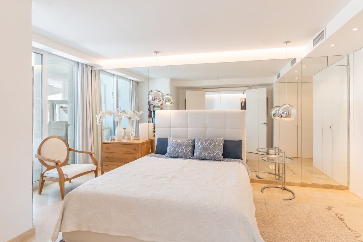Middle Floor Apartment in Estepona — photo 9 of 10