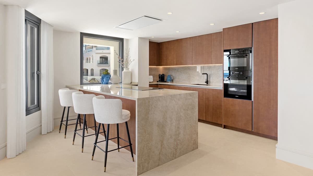 Middle Floor Apartment in Puerto Banús — photo 8 of 10