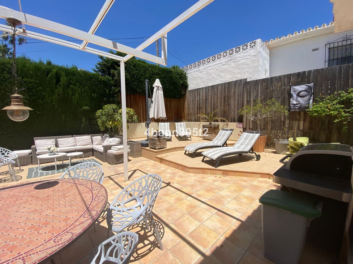 Detached Villa in El Faro — photo 8 of 10