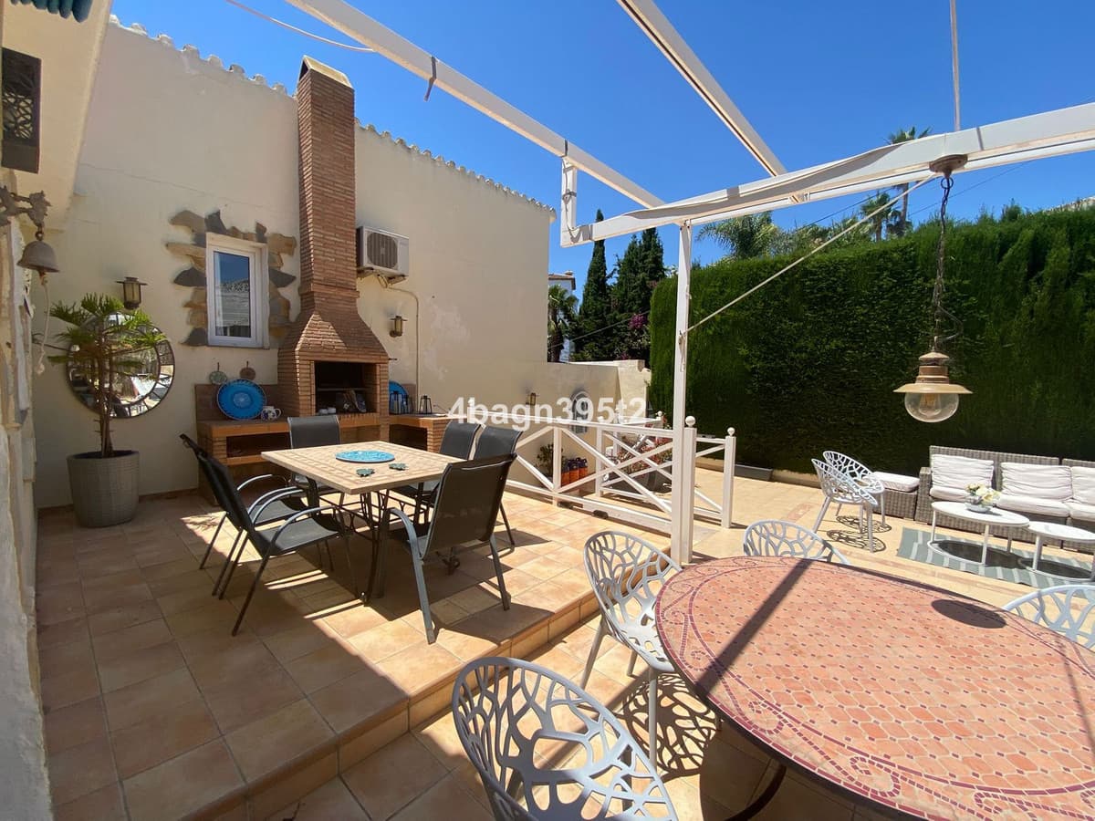 Detached Villa in El Faro — photo 9 of 10
