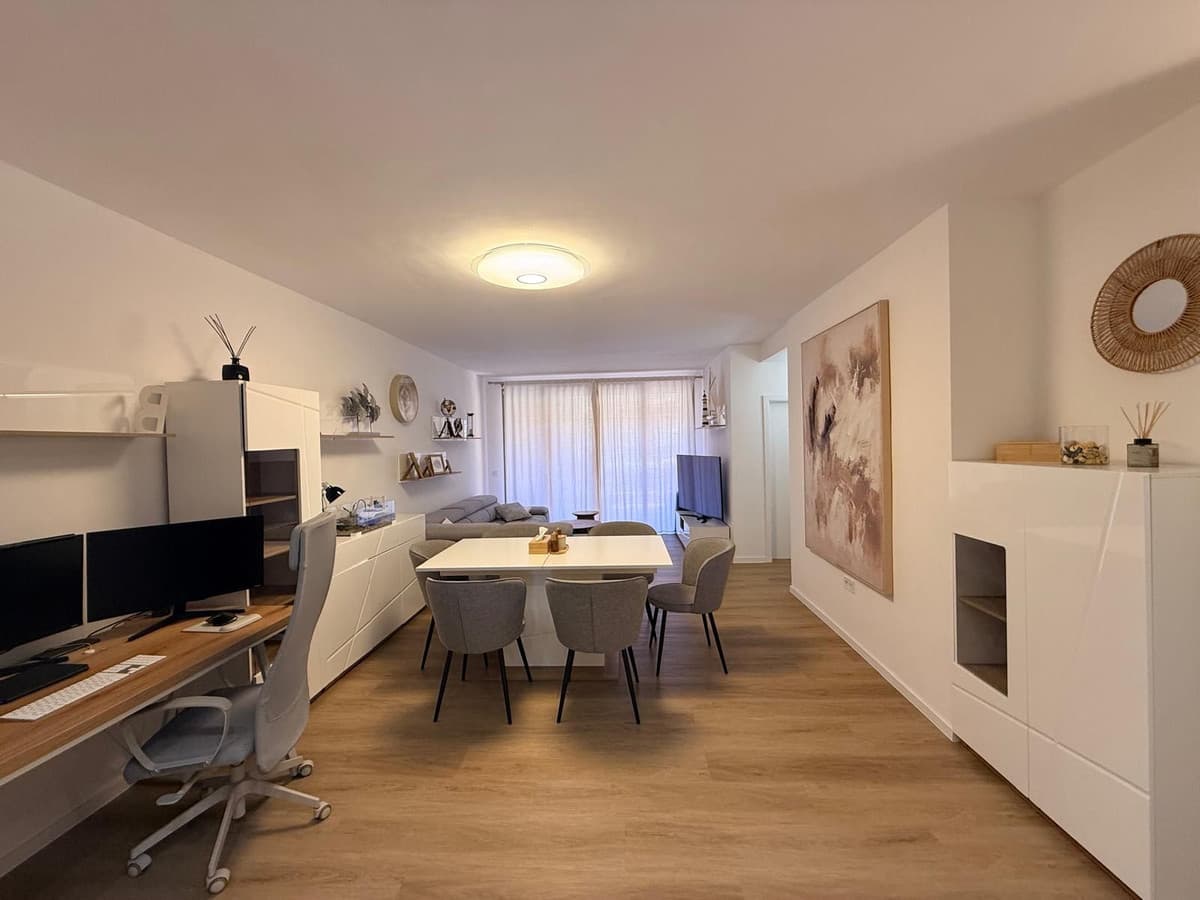 Middle Floor Apartment in Estepona — photo 9 of 10