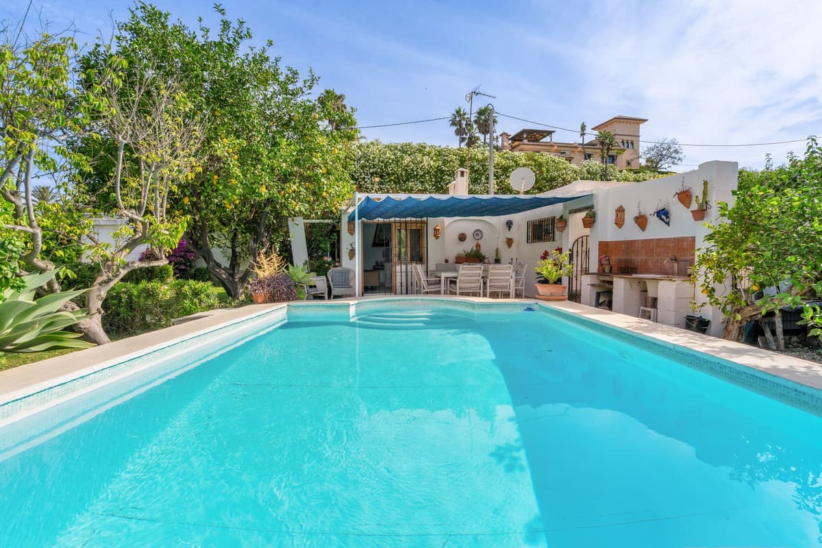 Cortijo in Estepona — photo 2 of 10