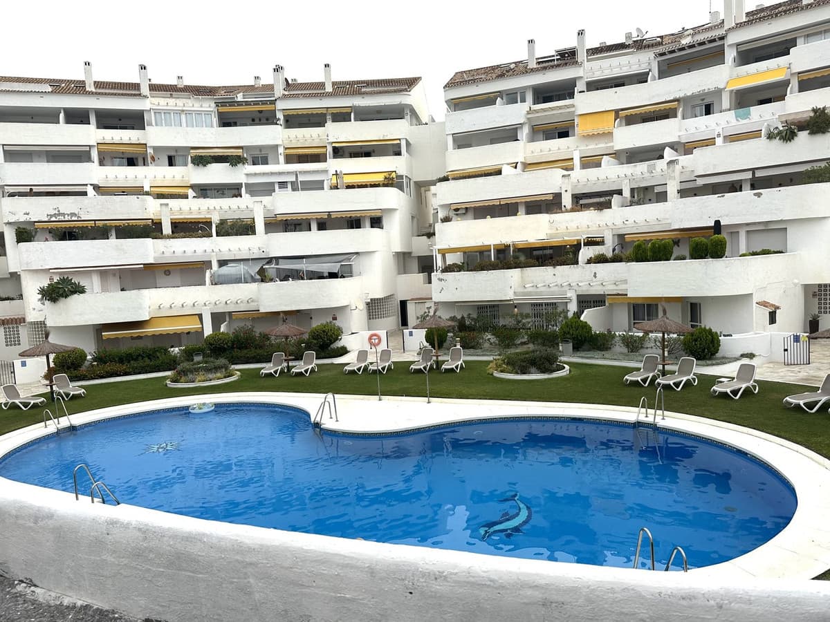 Middle Floor Apartment in Nueva Andalucía — photo 6 of 10