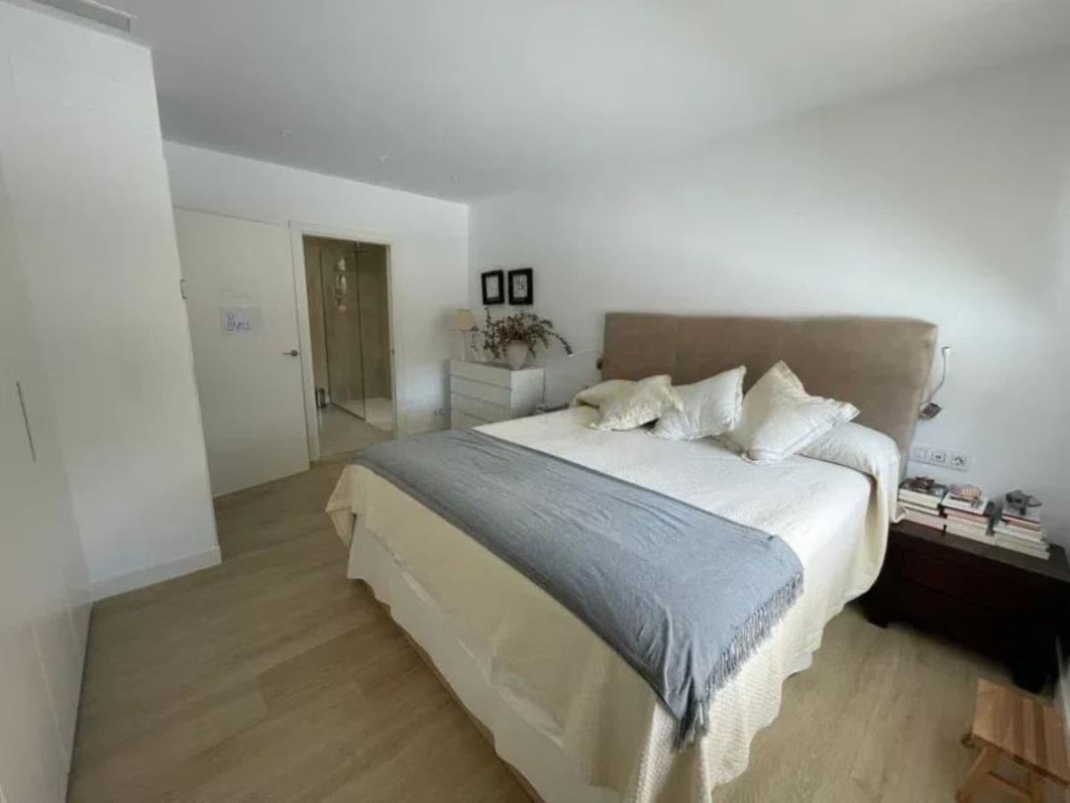 Middle Floor Apartment in Marbella — photo 5 of 10