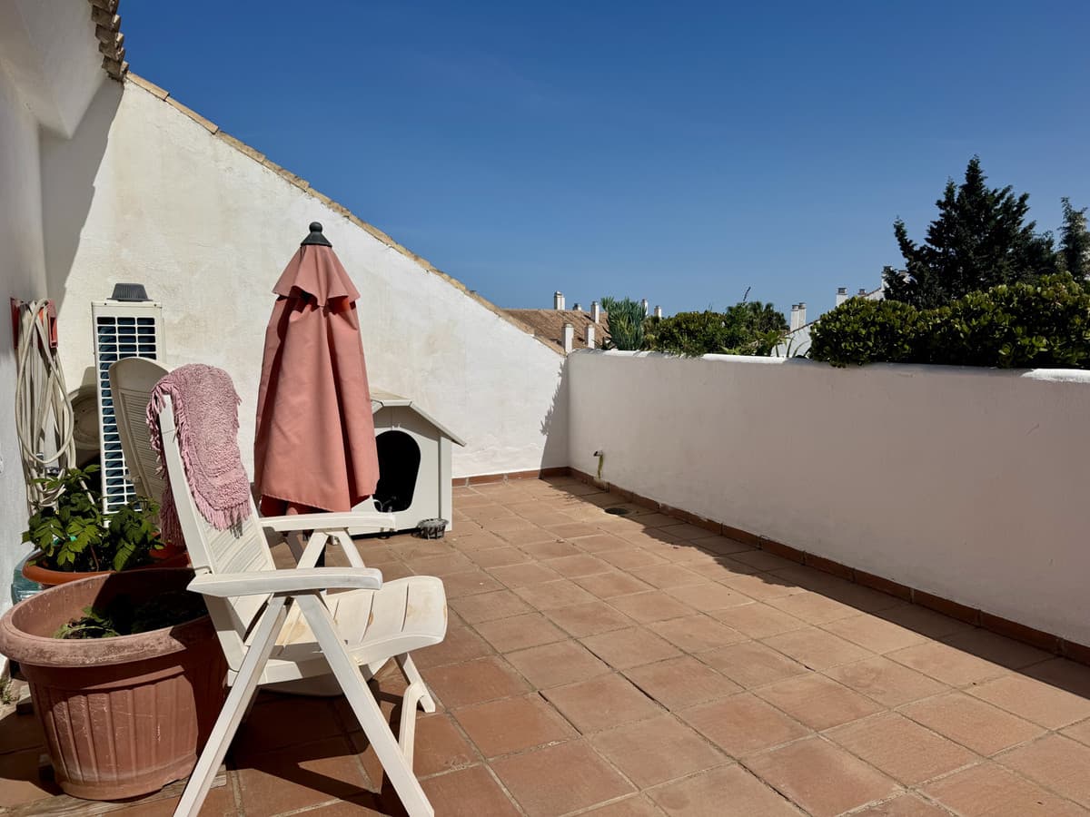 Penthouse Duplex in Guadalmina Baja — photo 3 of 10