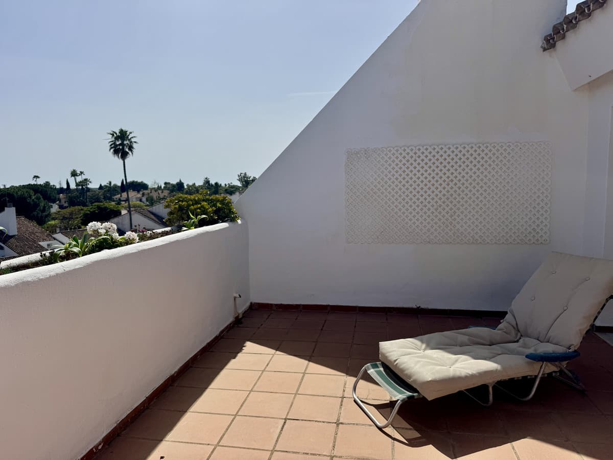 Penthouse Duplex in Guadalmina Baja — photo 4 of 10