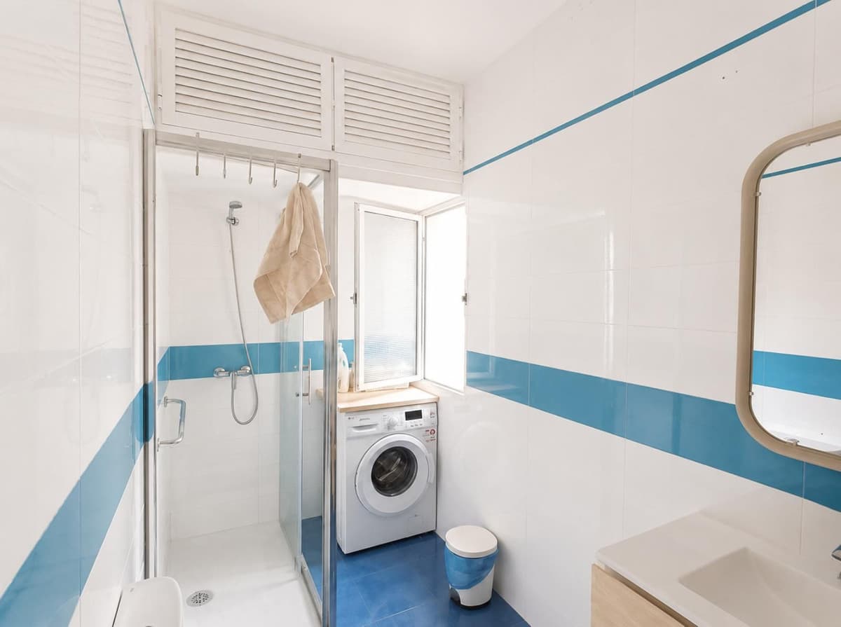 Middle Floor Apartment in Torremolinos Centro — photo 10 of 10