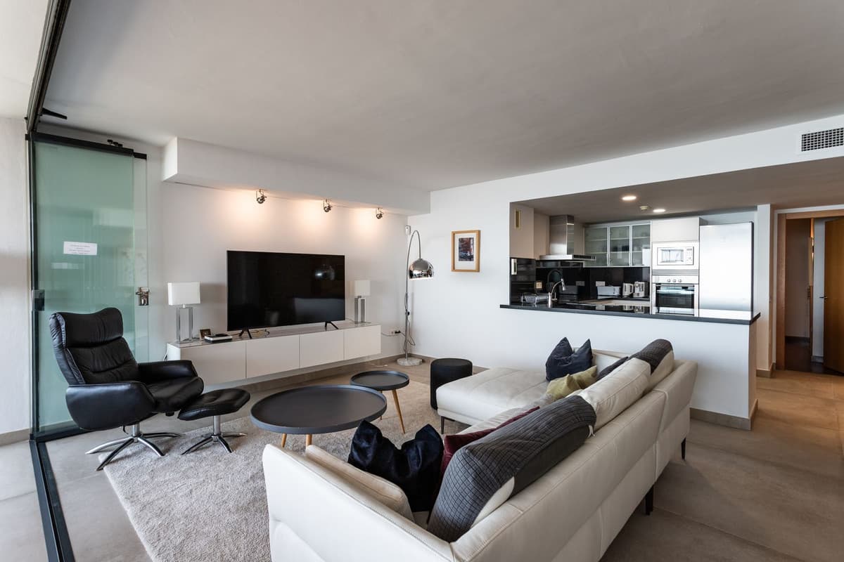 Penthouse Duplex in Higueron — photo 2 of 5