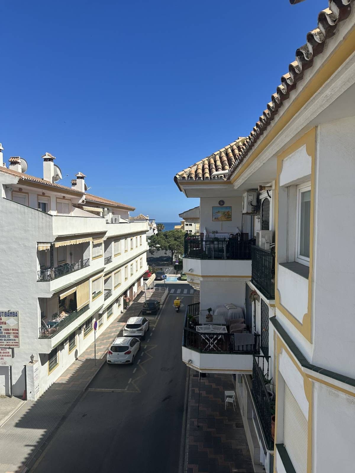 Top Floor Apartment in La Cala de Mijas — photo 2 of 10