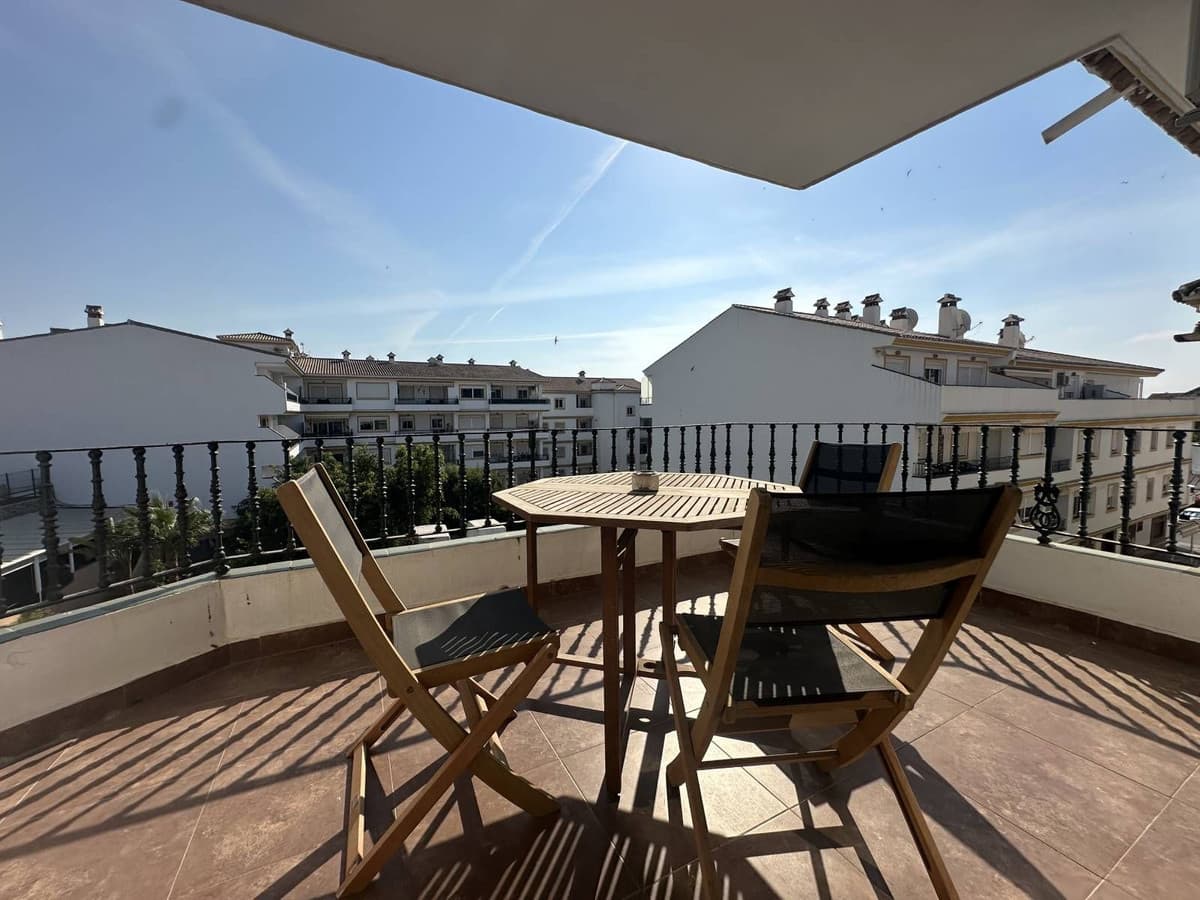 Top Floor Apartment in La Cala de Mijas — photo 4 of 10